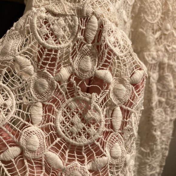 Kite and Butterfly Anais Wedding Gown - Picture 13 of 13